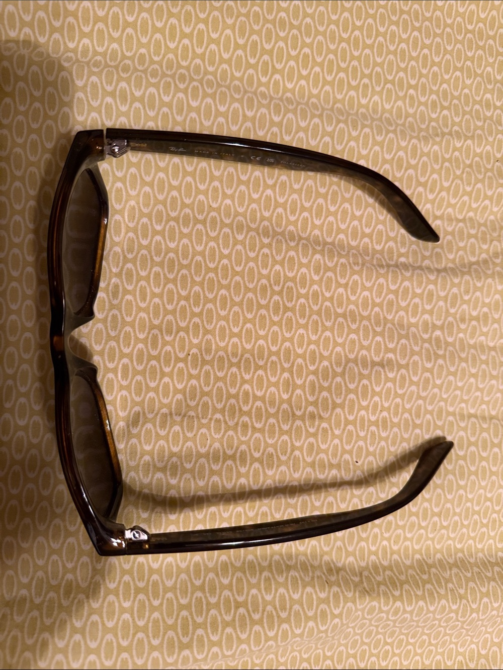Ray-Ban Men’s turquoise Frame Polarized Sunglasses with Brown Case - Picture 3 of 3